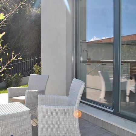 Baia Blu - Luxury Apartments With Pool Cremia Eksteriør billede
